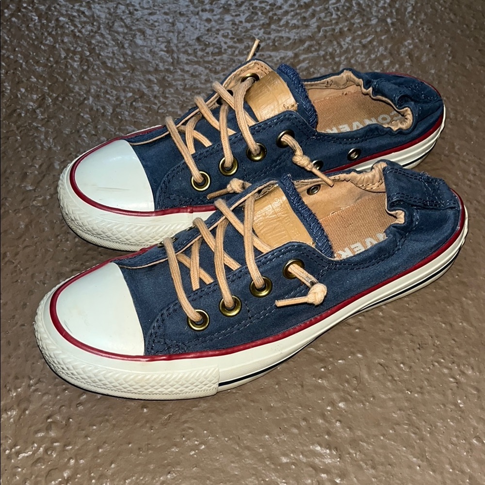 Women’s Navy Blue Low Converse